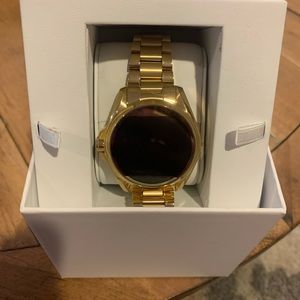 Michael Kors Access Smartwatch (+ 3 extra bands)